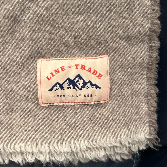 Line of Trade Wool Blanket - Picture 2 of 5